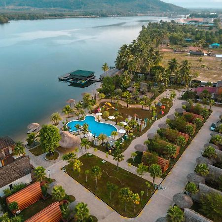 Jet'S Oudom Resort Koh Kong Exterior photo